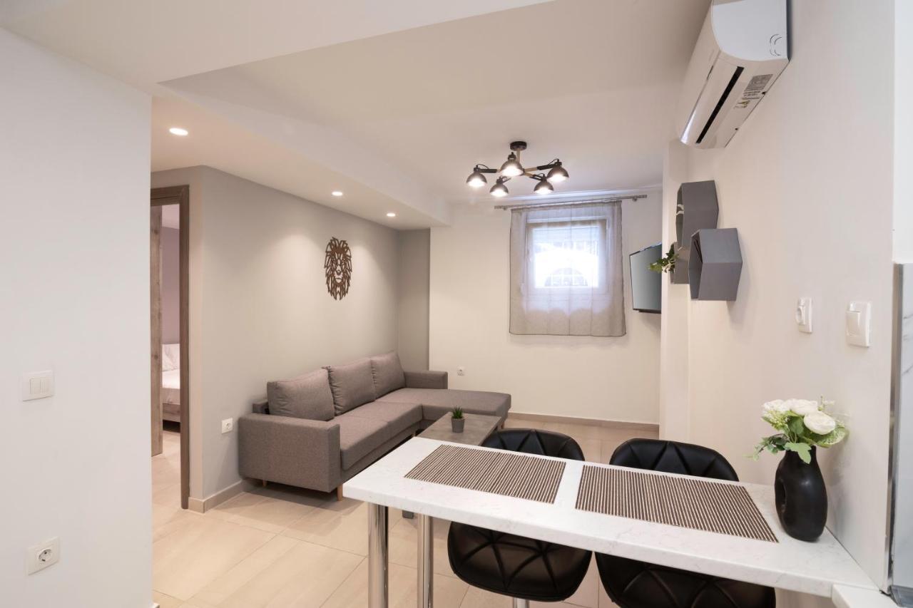 Little Miracle In Thessaloniki Apartamento Exterior foto